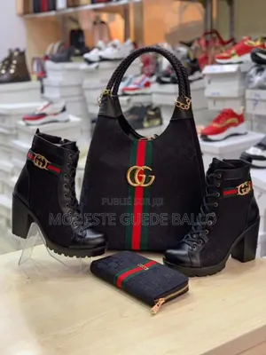 Vente Des Chaussures en Gros Et en Détail