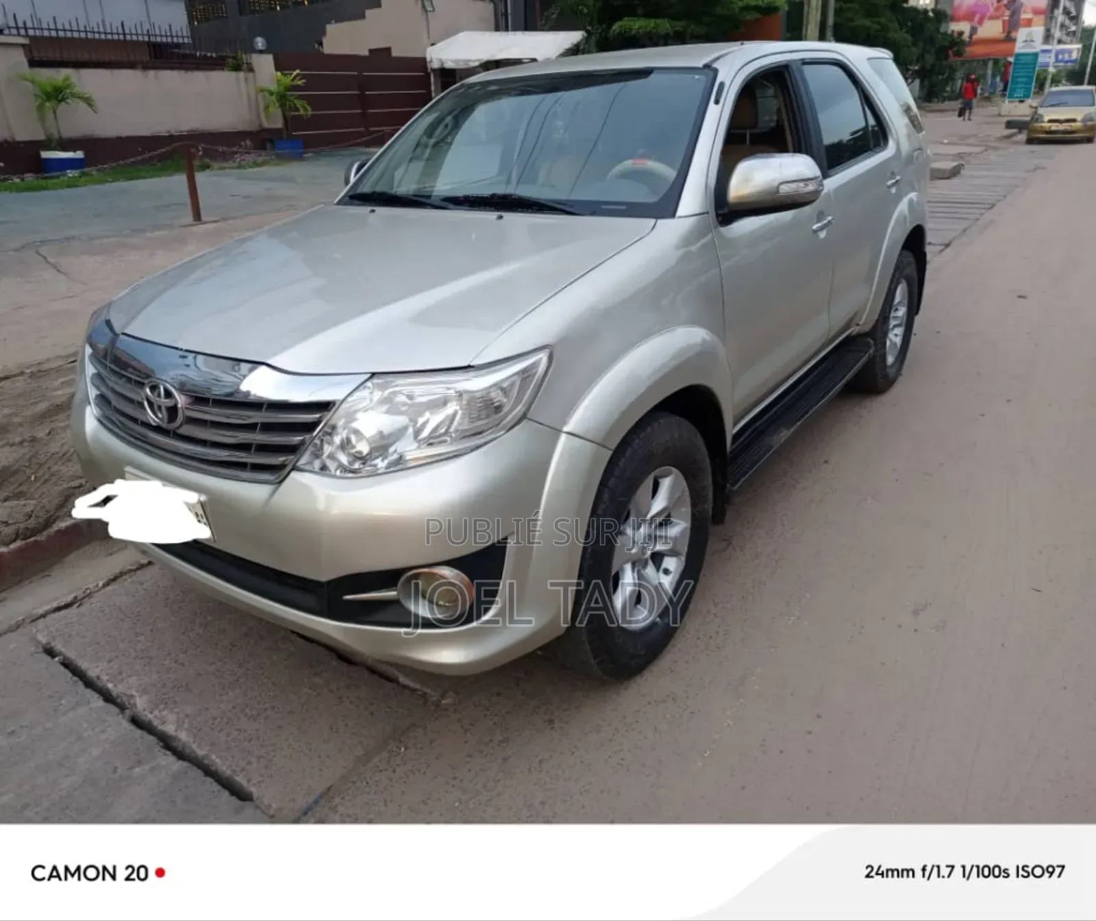 Toyota Fortuner 2013 Gris