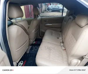 Toyota Fortuner 2013 Gris