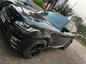 Land Rover Discovery Sport 2016 Black