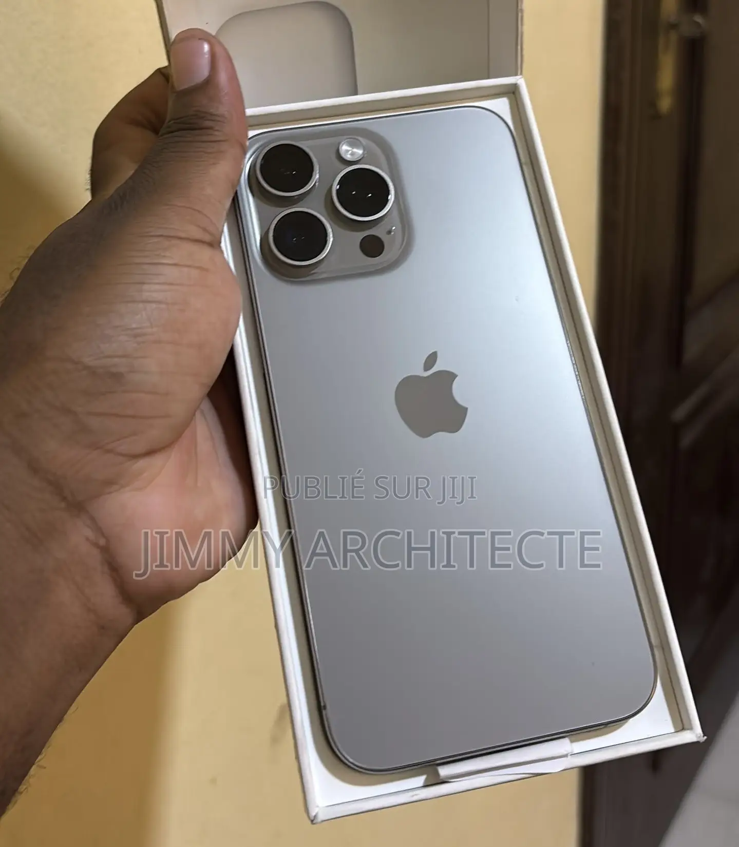 New Apple iPhone 15 Pro Max 256 GB Gris