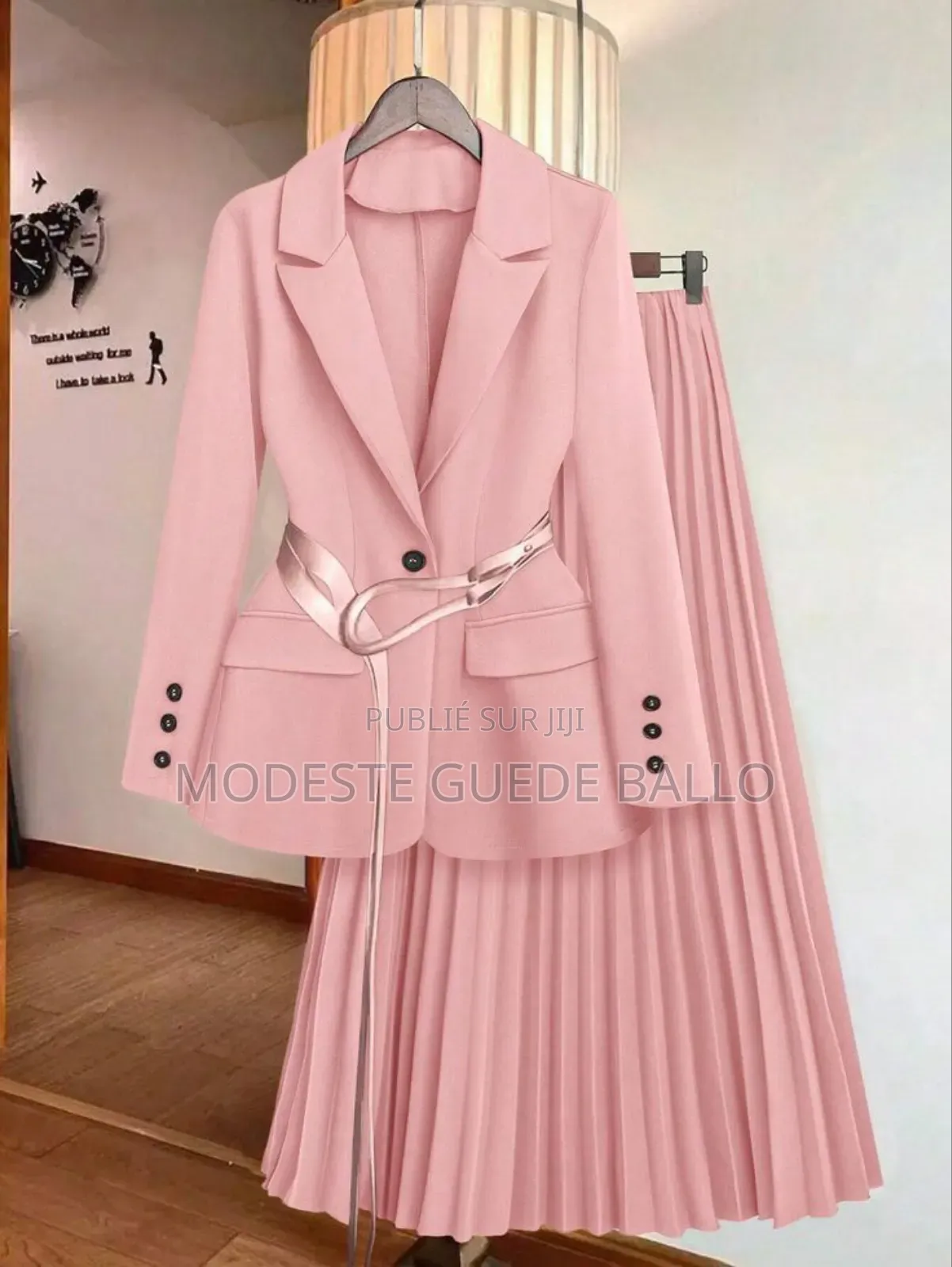 Vente Des Robes en Gros Et en Détail