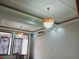 3chbre Appartement dans Gombe à Louer