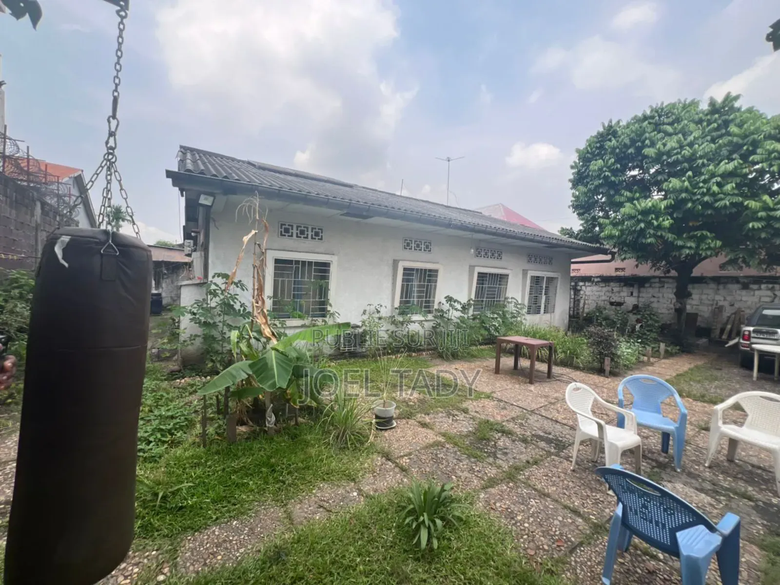 Parcelle À Vendre – Commune De Kintambo