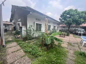 Parcelle À Vendre – Commune De Kintambo