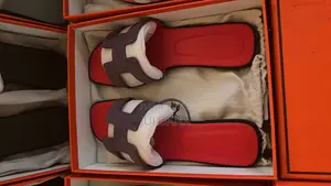 Claquettes Des Femmes