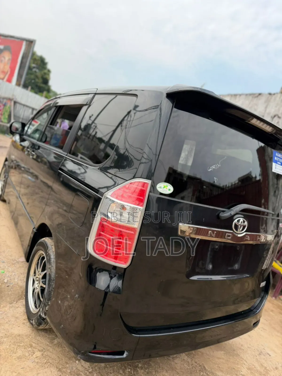Toyota Noah 2015 Black