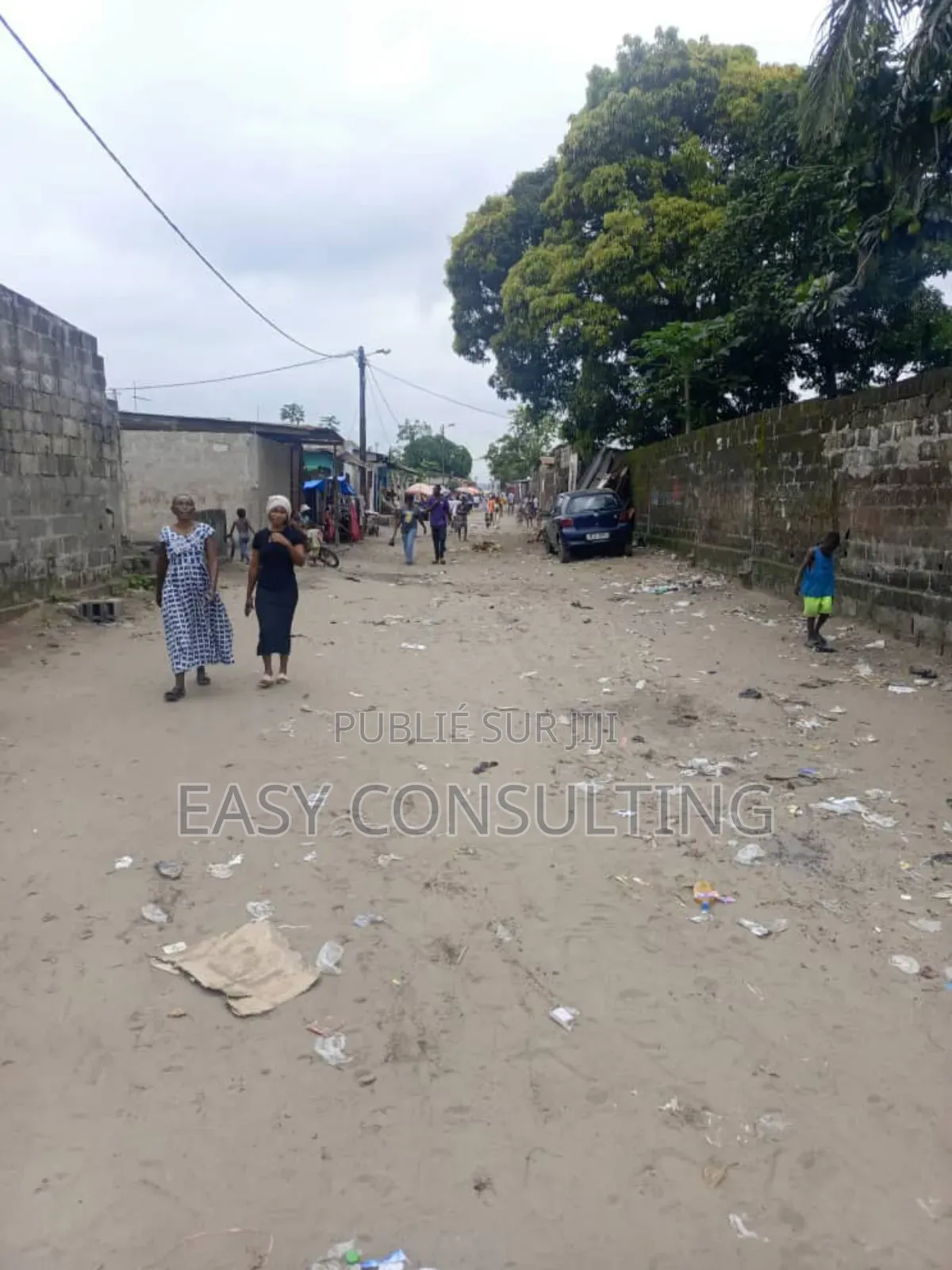 4chbre Villa dans Pascal, Nsele à Vendre