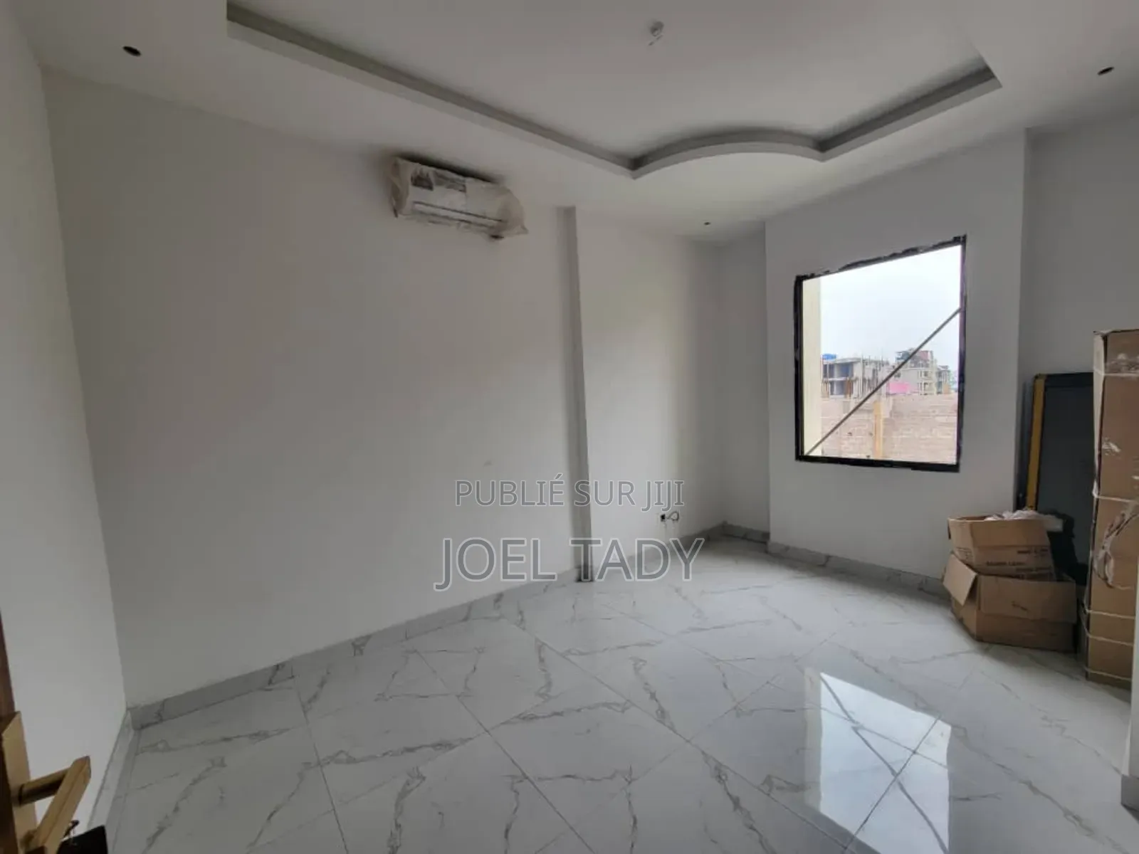 3chbre Appartement dans Empire Supreme, Gombe à Louer