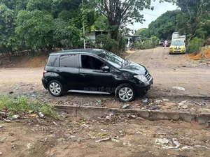 Toyota IST 2010 Black