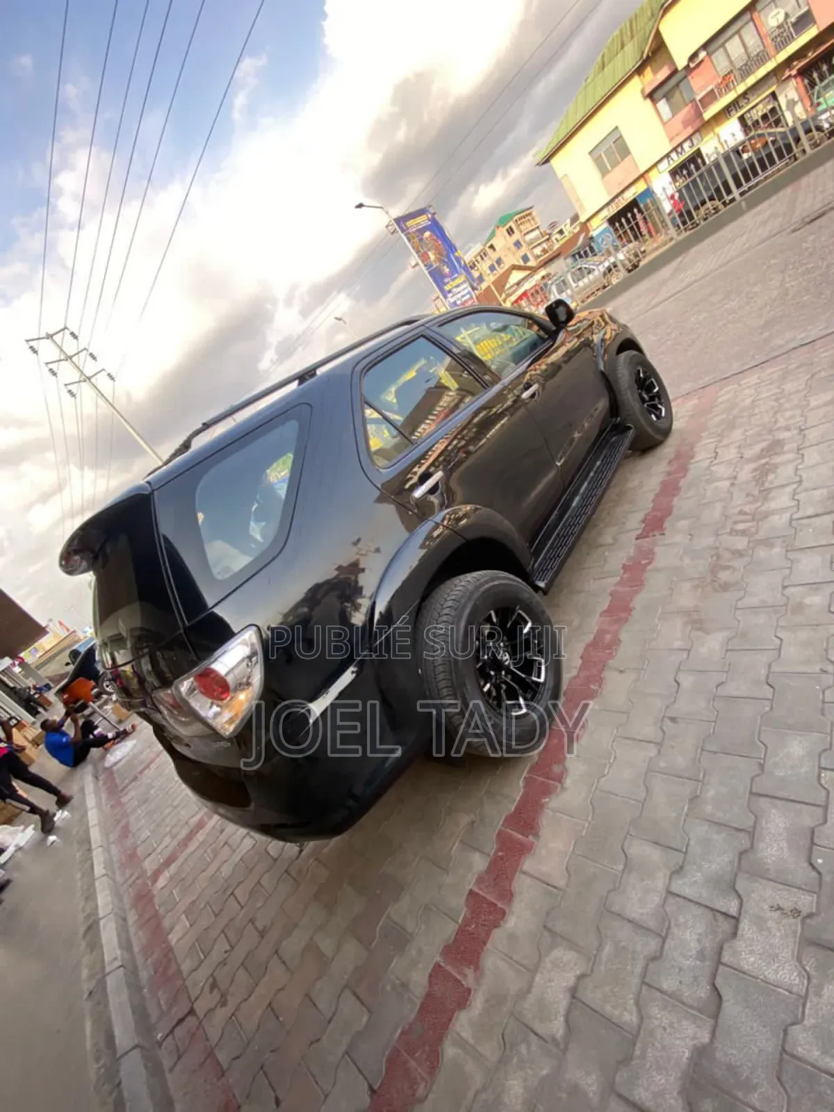 Toyota Fortuner 2015 Black