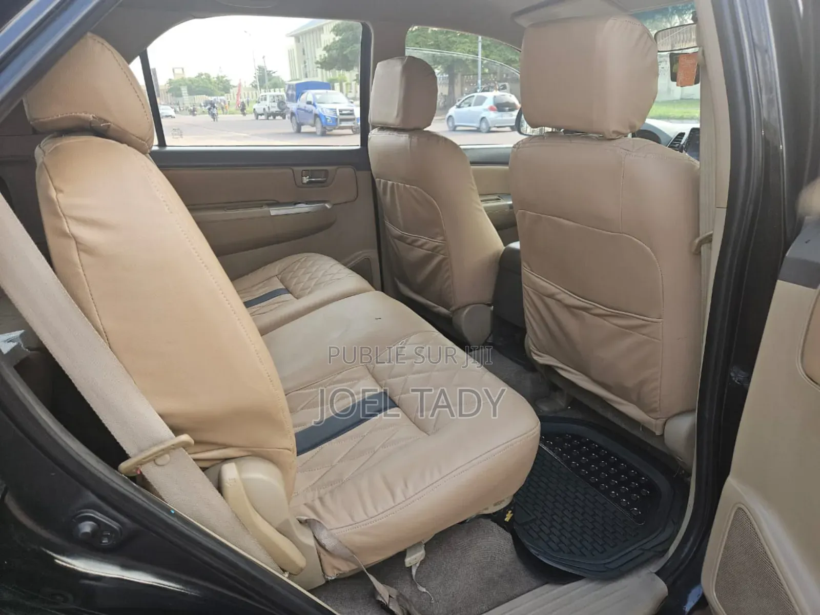 Toyota Fortuner 2015 Black