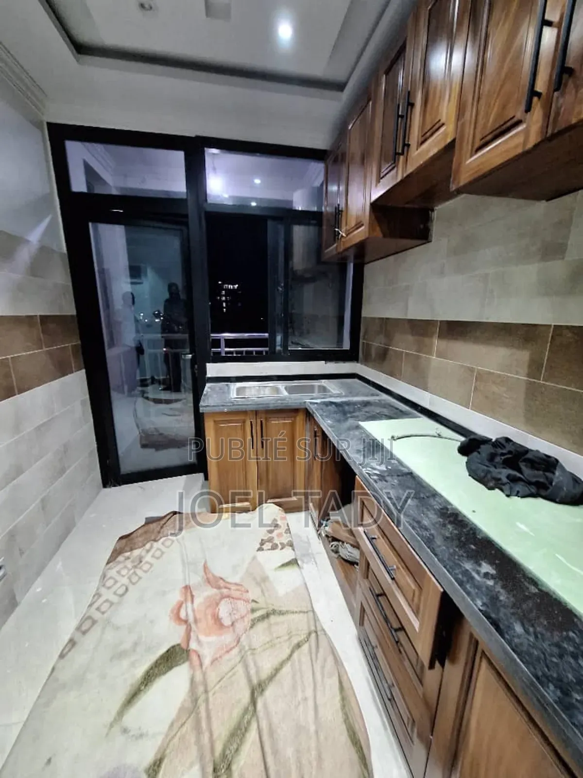 2chbre Appartement dans Empire Supreme, Kinshasa (commune) à Louer