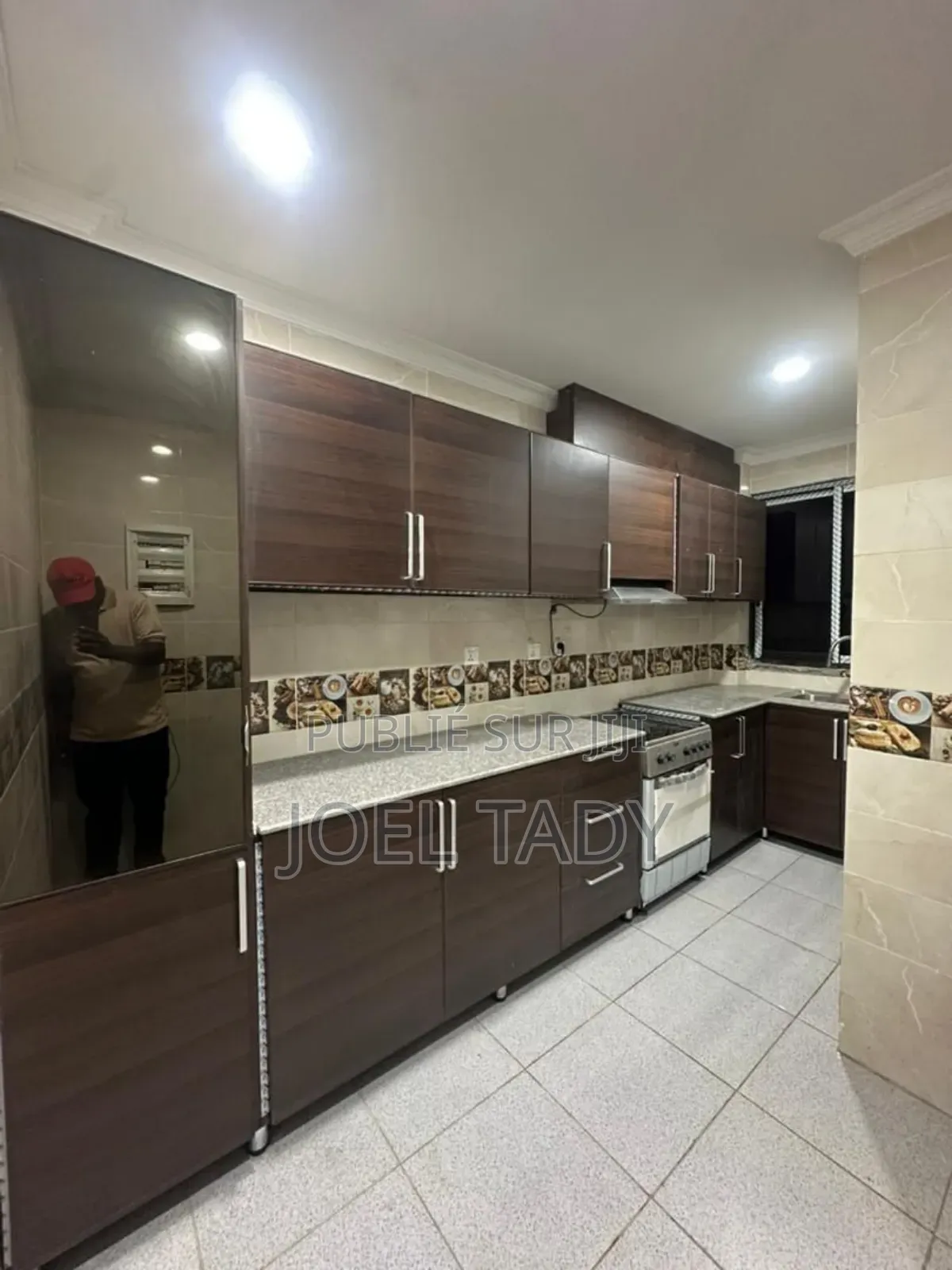 2chbre Appartement dans Empire Supreme, Kinshasa (commune) à Louer