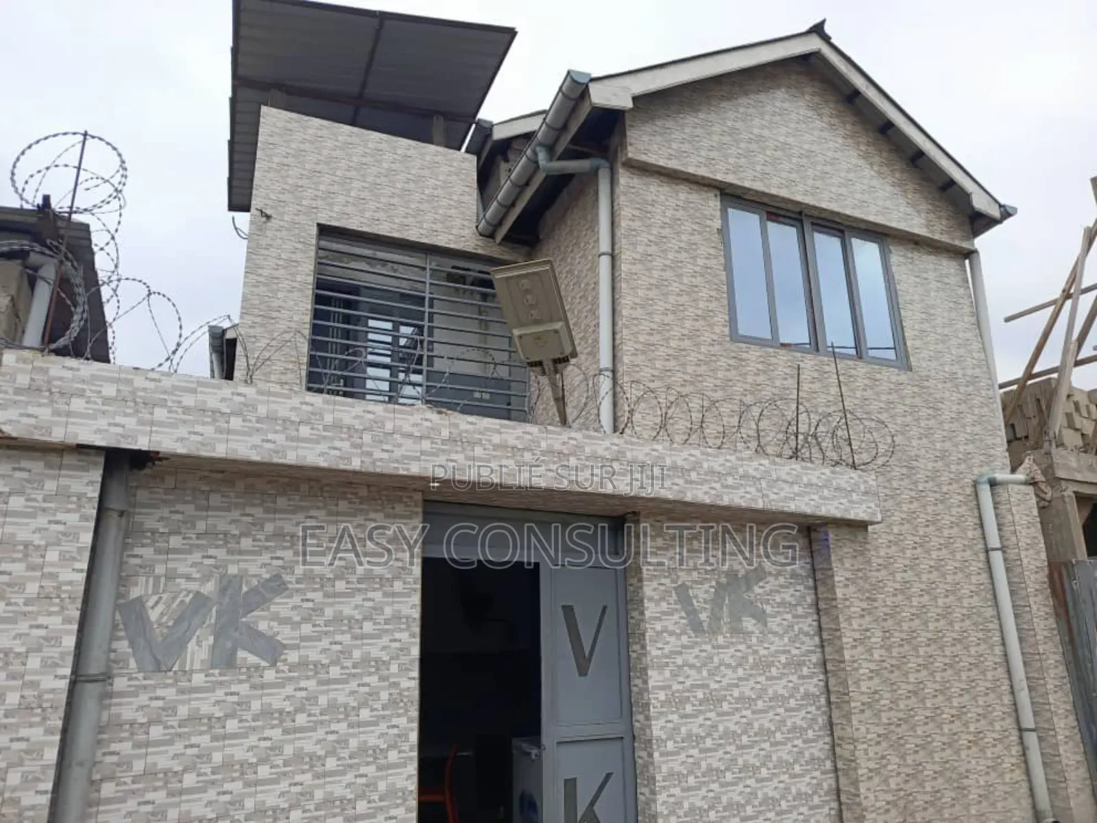 12chbre Villa dans Quartier 13, Ndjili à Vendre