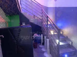 12chbre Villa dans Quartier 13, Ndjili à Vendre