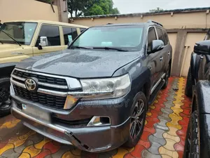 Toyota Land Cruiser 2020 Black
