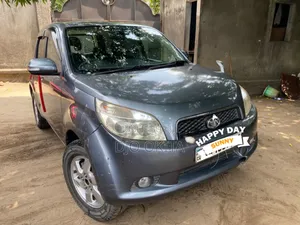 Toyota Rush 2015 Gris