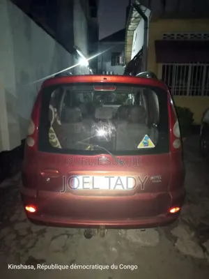 Toyota Yaris 2010 Rouge