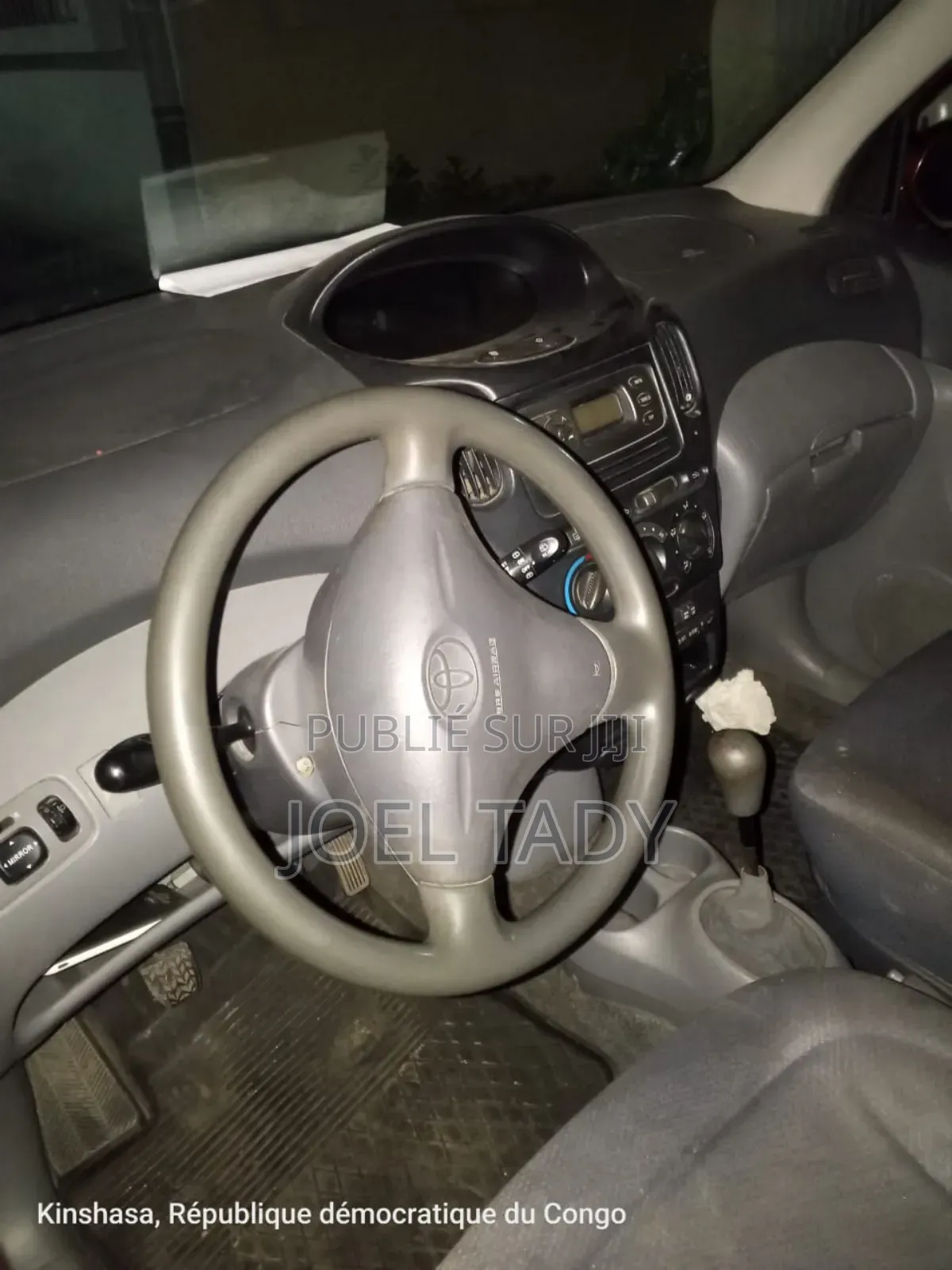 Toyota Yaris 2010 Rouge