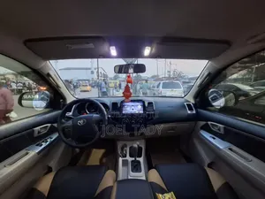 Toyota Fortuner 2012 Gris