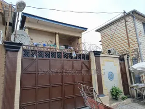 4chbre Villa dans Quartier 9, Ndjili à Vendre