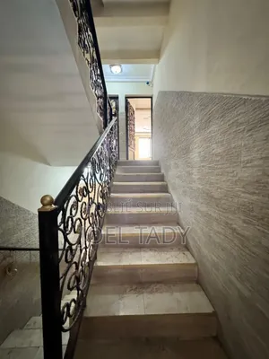 3chbre Appartement dans Empire Supreme, Kintambo à Louer