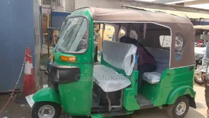 Neuf Bajaj RE 2025 Jaune