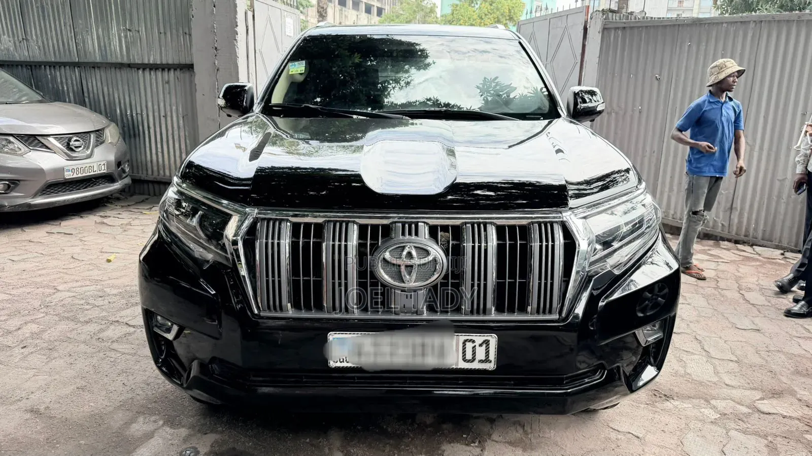 Toyota Land Cruiser Prado 2023 Noir