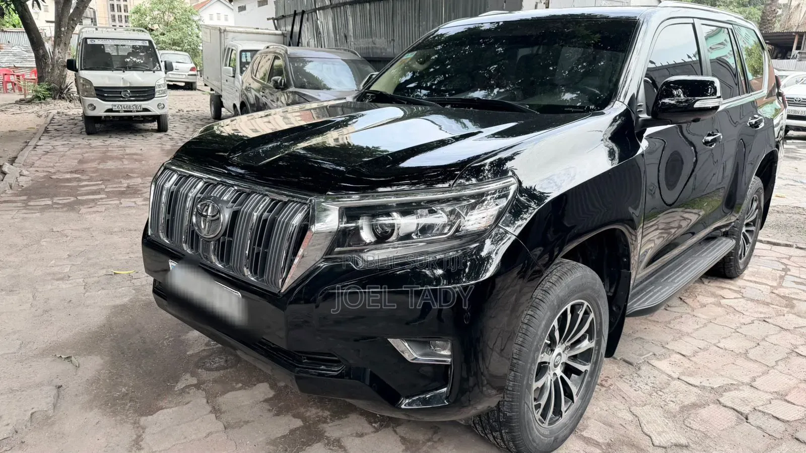Toyota Land Cruiser Prado 2023 Noir