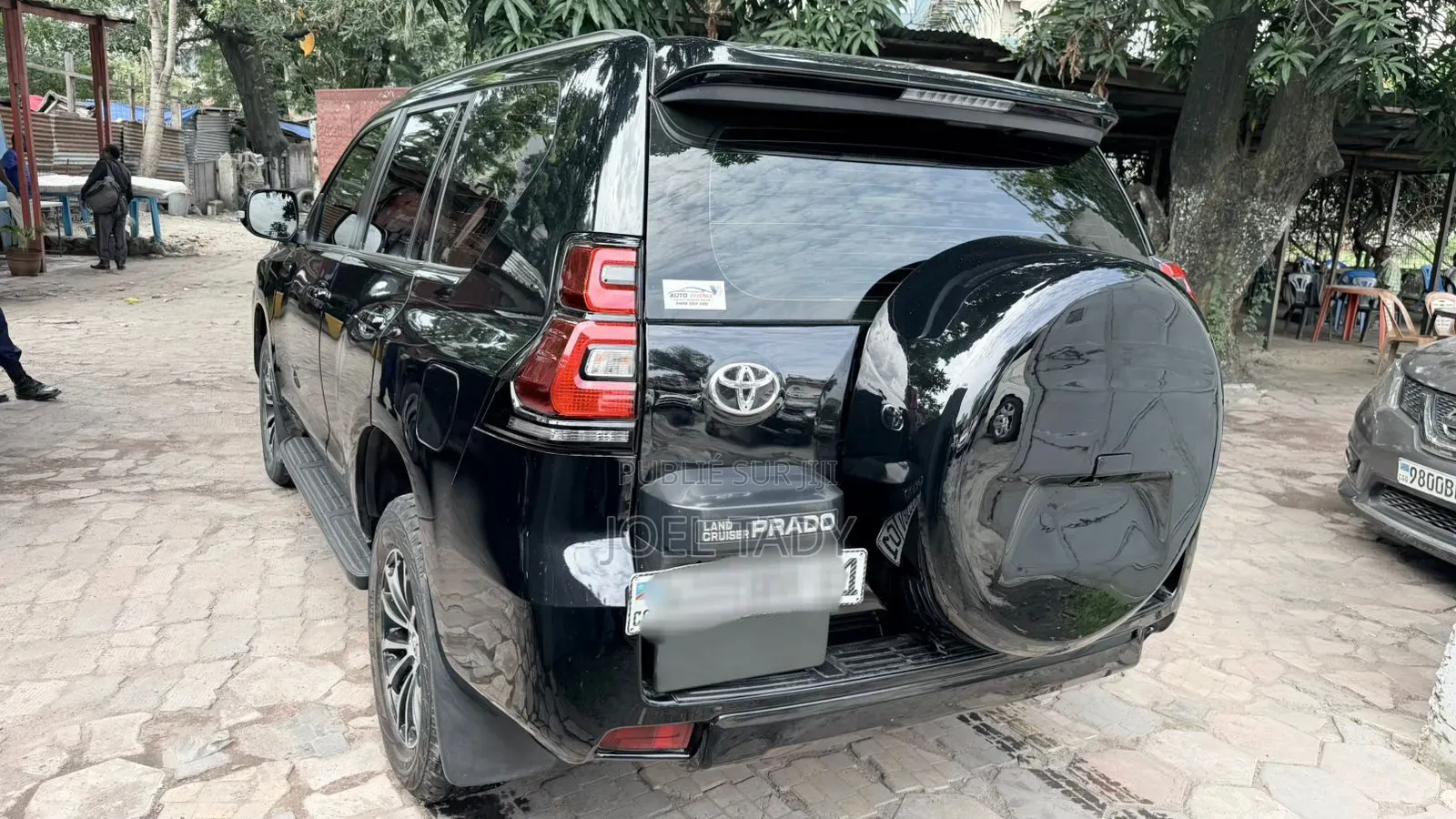 Toyota Land Cruiser Prado 2023 Noir