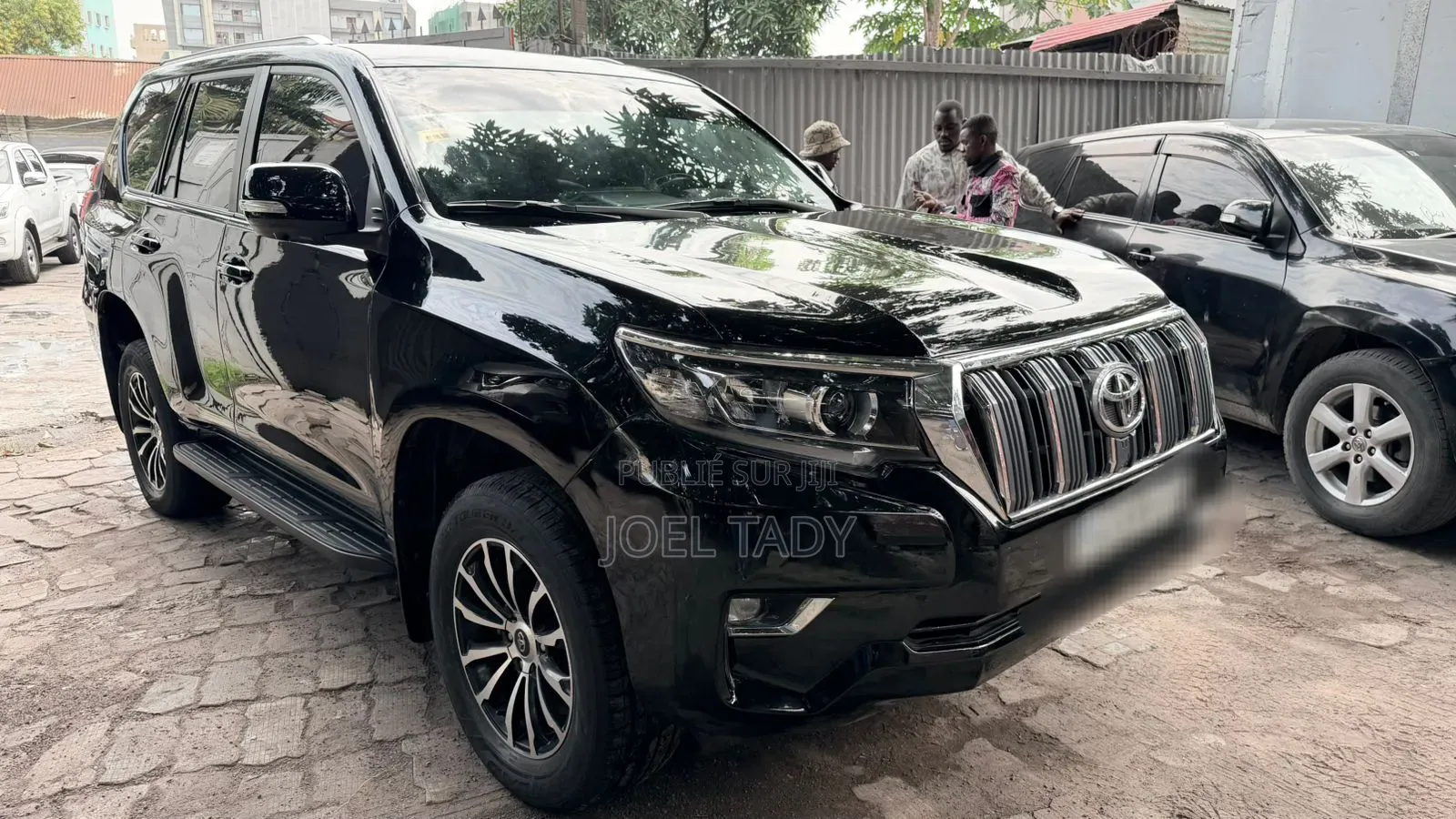 Toyota Land Cruiser Prado 2023 Noir
