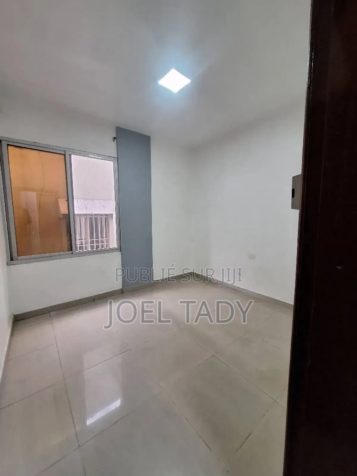 3chbre Appartement dans Empire Supreme, Lingwala à Louer