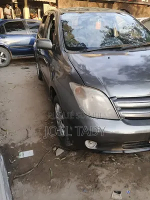 Toyota IST 2010 Autre