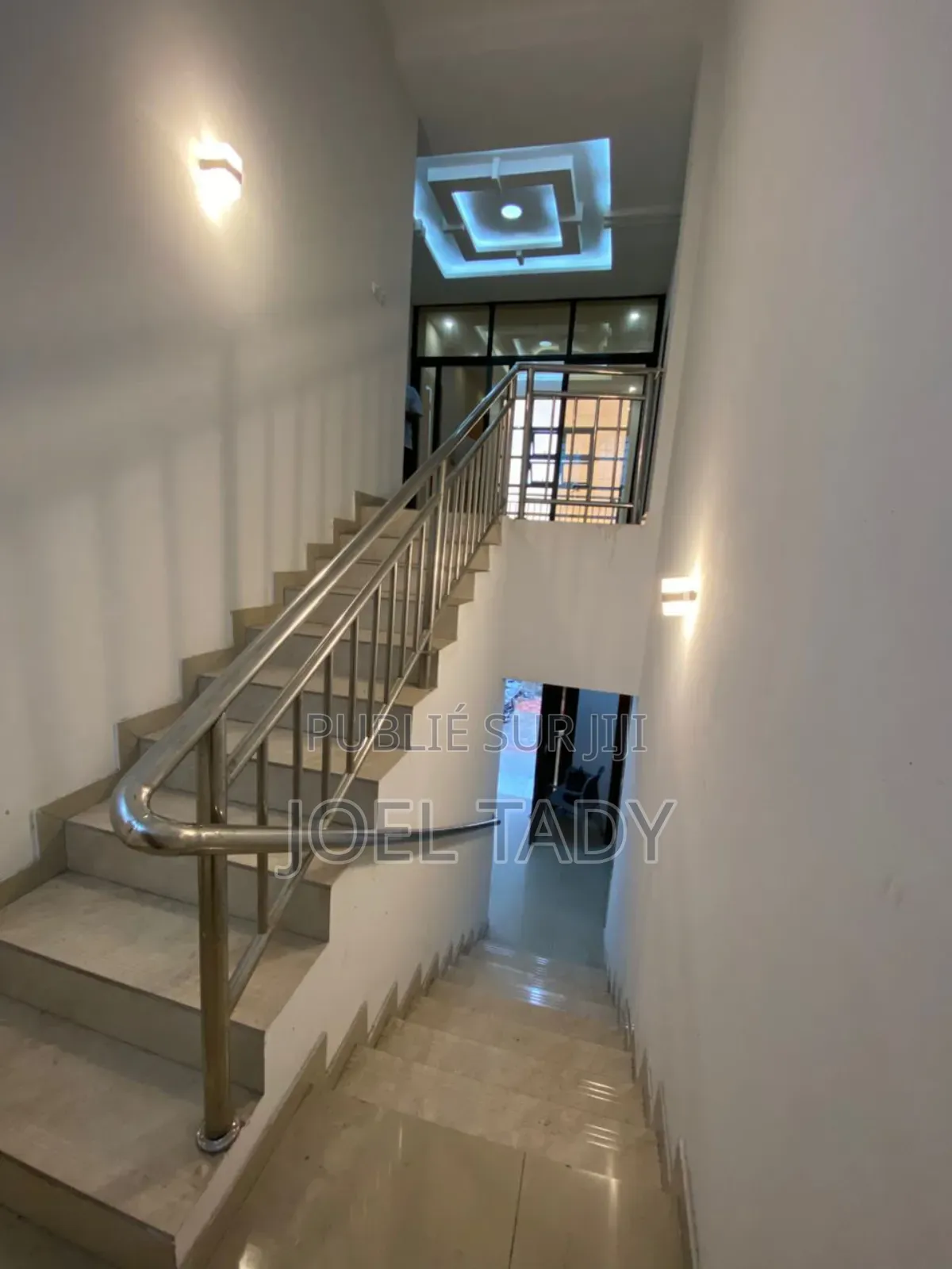 4chbre Villa dans Empire Supreme, Ngaliema à Louer