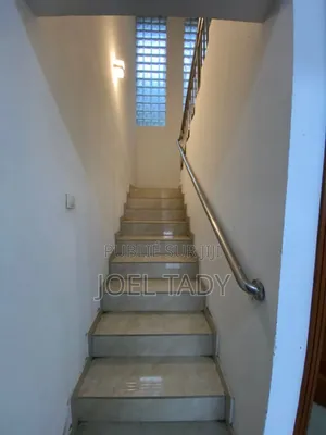 4chbre Villa dans Empire Supreme, Ngaliema à Louer