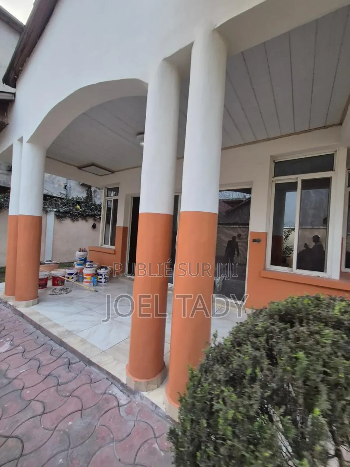 4chbre Villa dans Empire Supreme, Ngaliema à Vendre