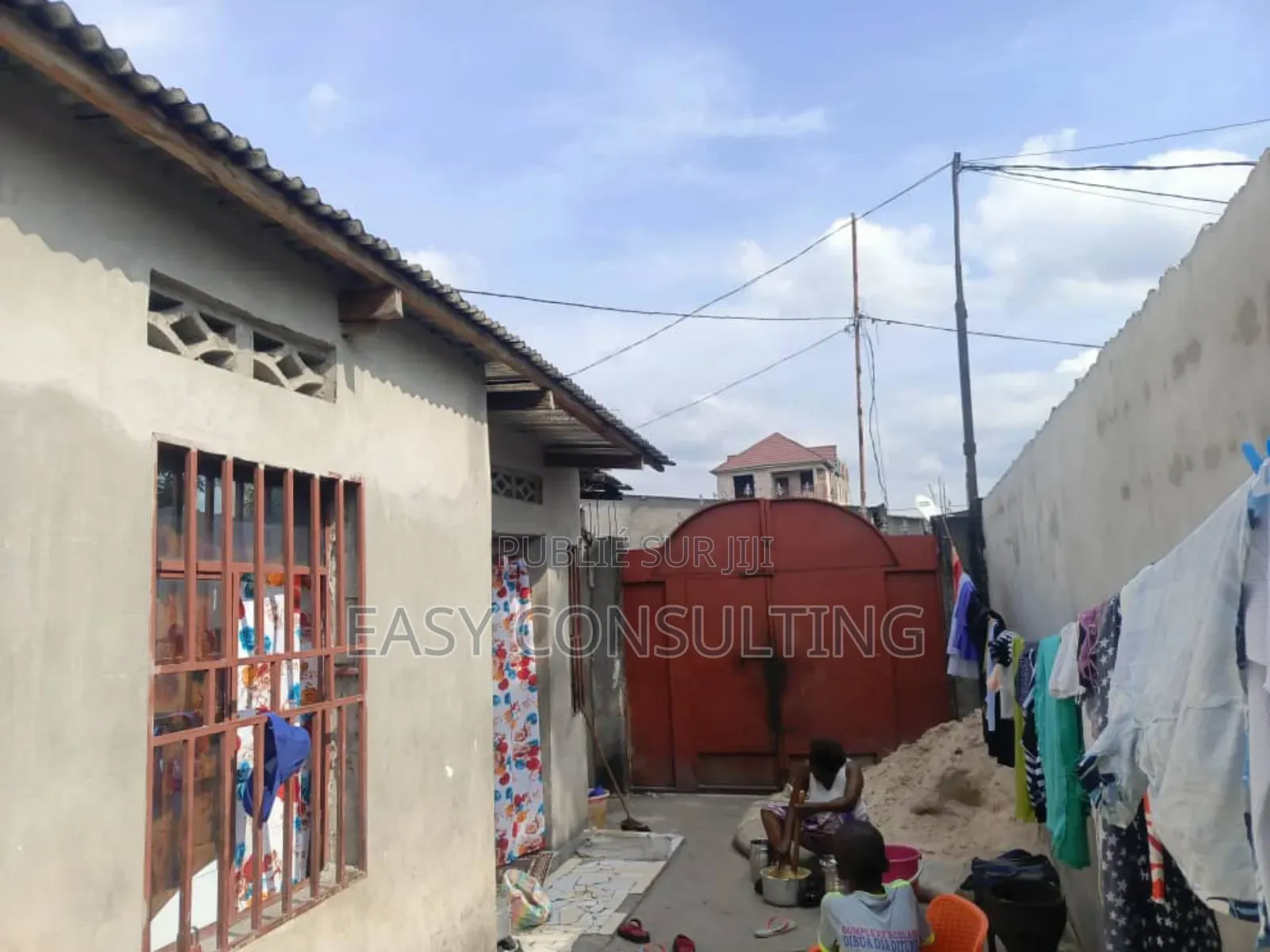 2chbre Villa dans Efobank, Nsele à Vendre