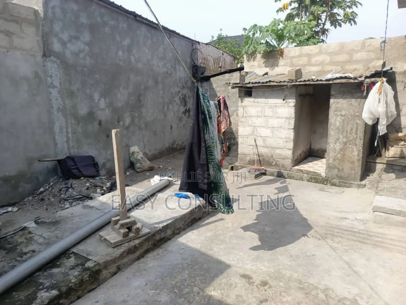 2chbre Villa dans Efobank, Nsele à Vendre