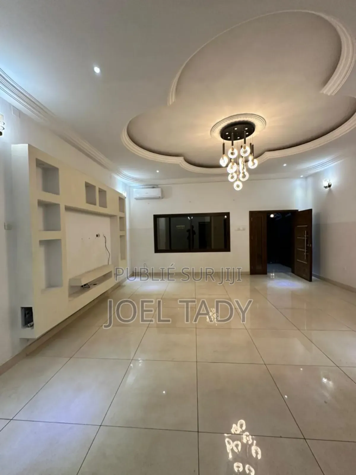 3chbre Villa dans Empire Supreme, Ngaliema à Louer