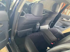 Toyota Lame 2010 Bleu