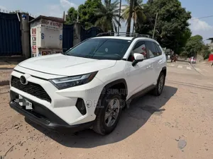 Toyota RAV4 2022 Blanc