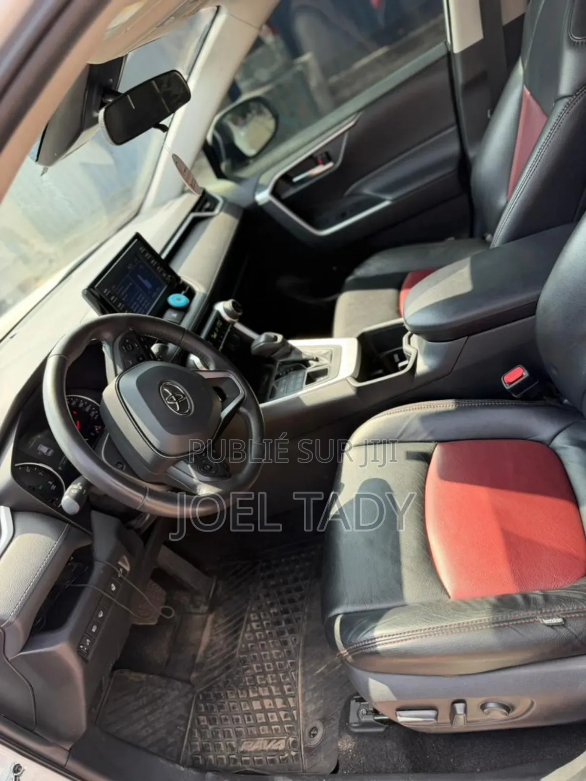 Toyota RAV4 2022 Blanc