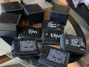 Porte-Monnaie Et Montre Personnalisé