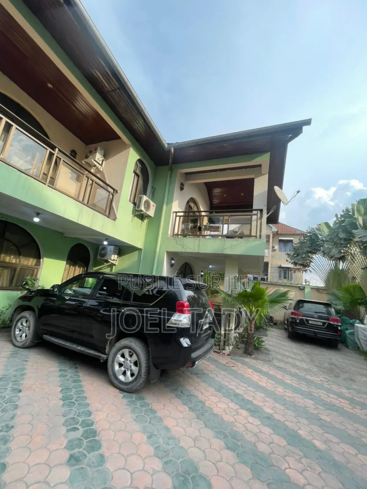 4chbre Villa dans Empire Supreme, Ngaliema à Vendre