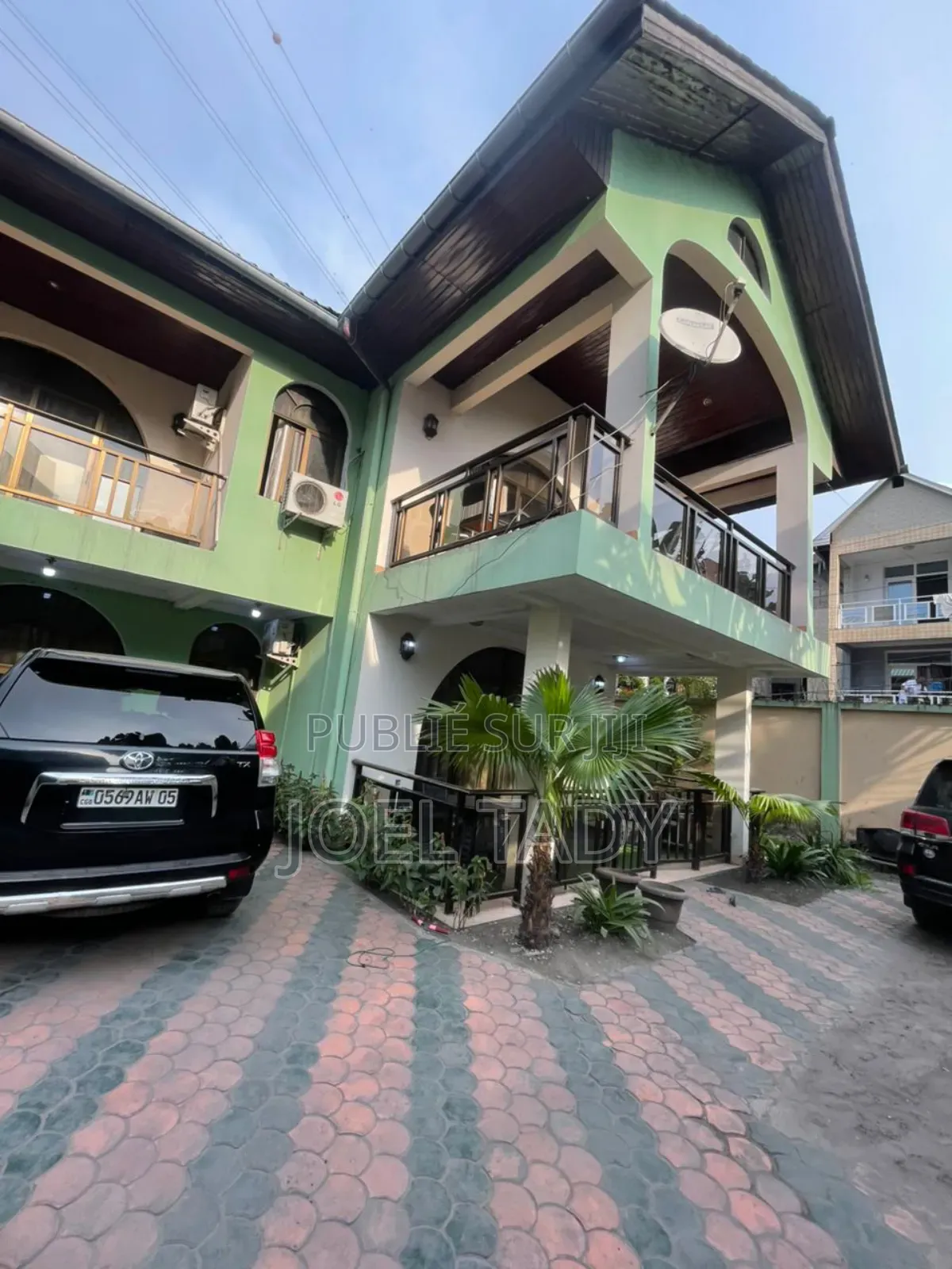 4chbre Villa dans Empire Supreme, Ngaliema à Vendre