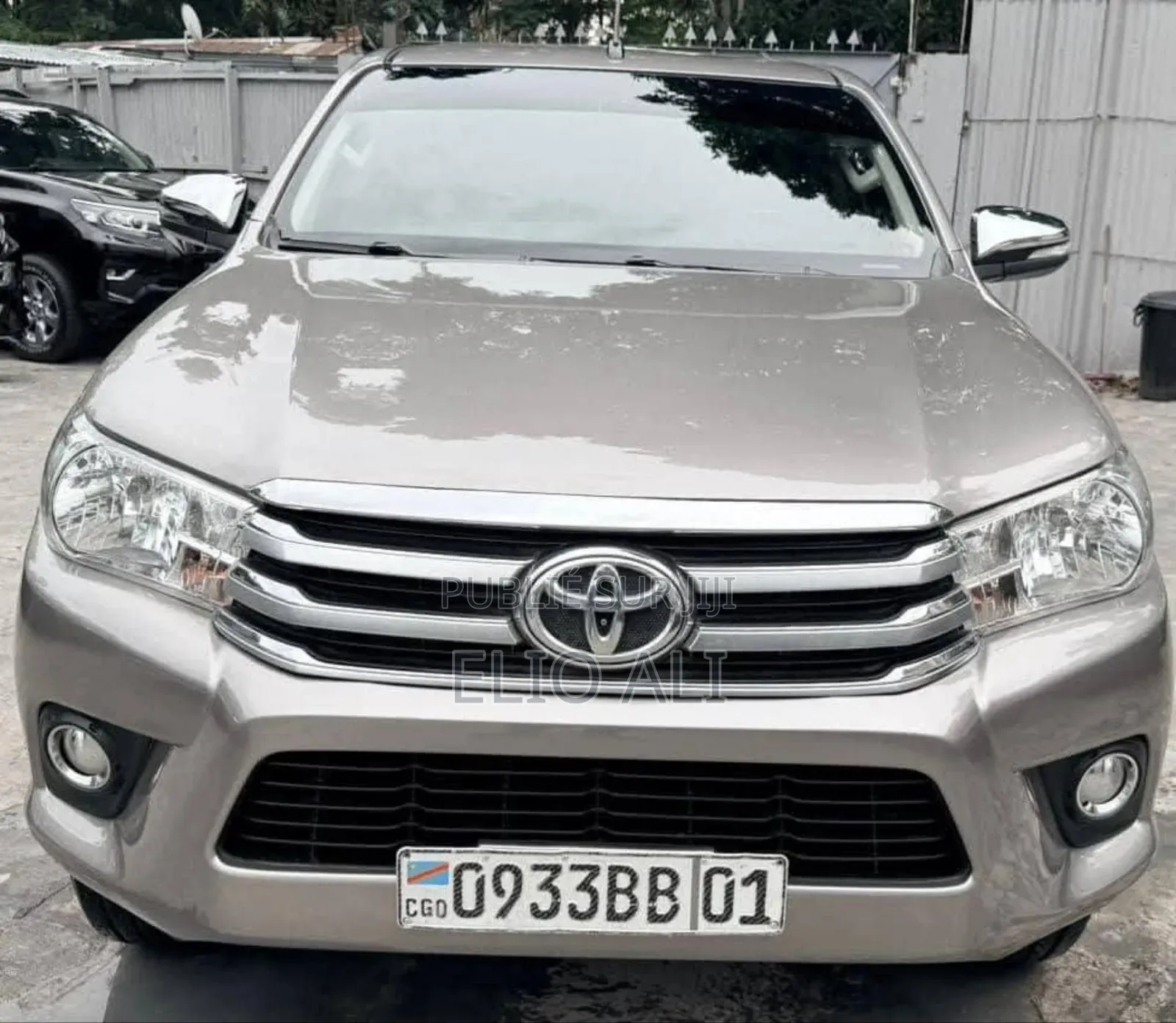 Toyota Hilux Revo Double Cab Deisel 2.4 AWD 2018 Beige