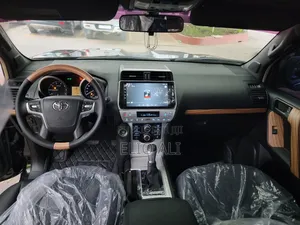 Toyota Land Cruiser Prado 2.7 2017 Noir