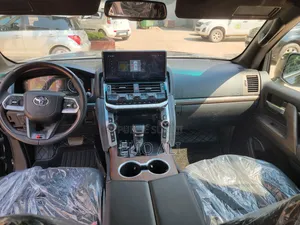 Toyota Land Cruiser 4.5 V8 VXR 2017 Noir