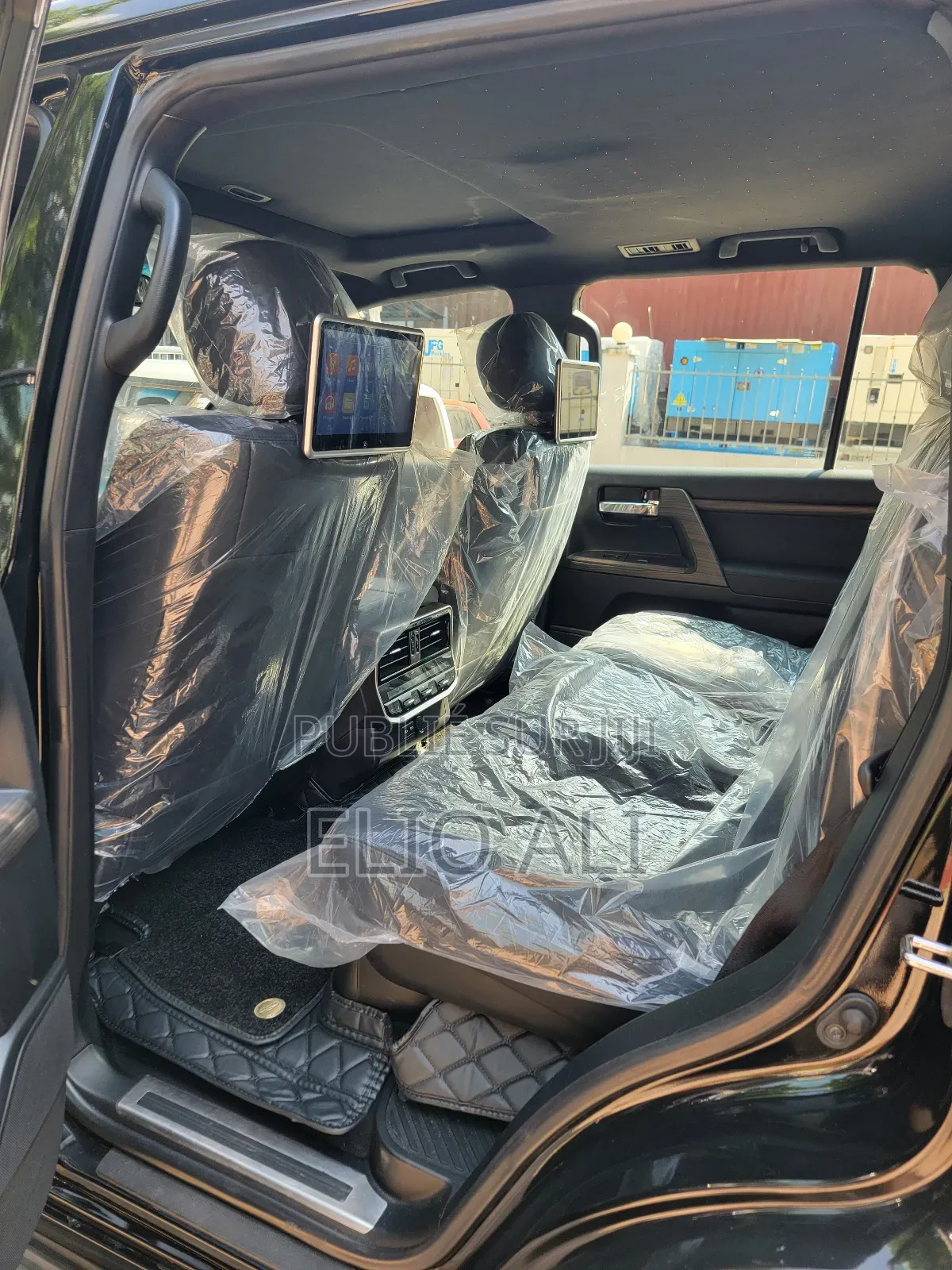 Toyota Land Cruiser 4.5 V8 VXR 2017 Noir